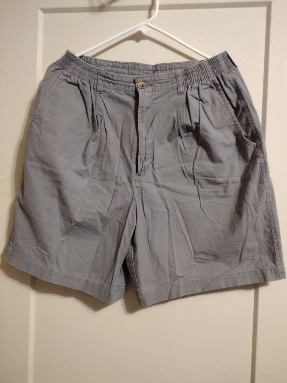 David Taylor Men's Light Gray Casual Elastic-Waist Shorts